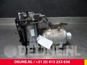 Used Compressor Volvo V90 II (PW) 2.0 D5 16V AWD Price € 350,00 Margin scheme offered by van Deijne Onderdelen Uden B.V.