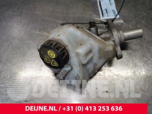 Used Master cylinder Volvo S60 II (FS) 1.6 T3 16V Price € 60,00 Margin scheme offered by van Deijne Onderdelen Uden B.V.