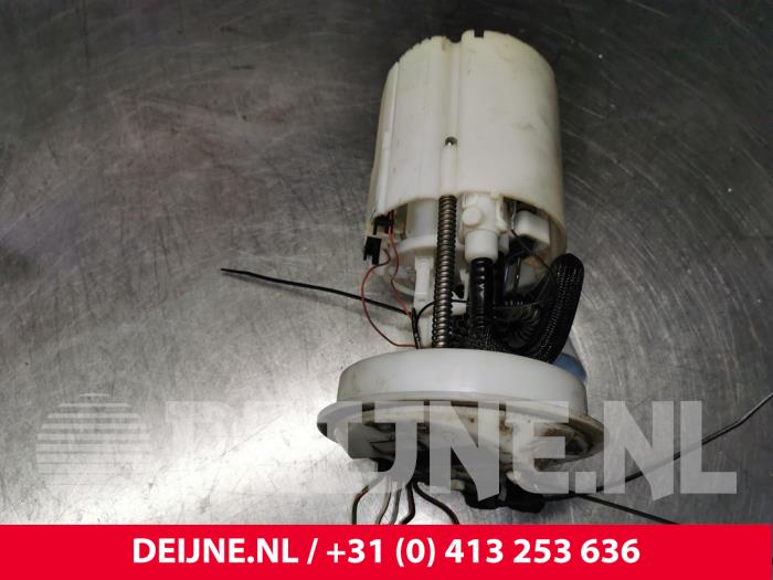 Electric fuel pump from a Volvo C70 (MC) 2.5 T5 20V 2009