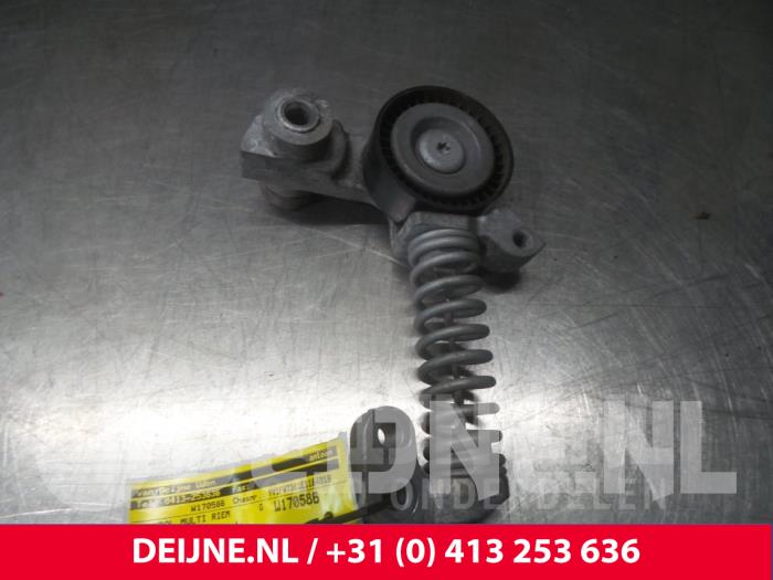 Usados Rodillo tensor correa múltiple Volvo V60 I (FW/GW) 2.0 D4 16V Precio € 30,00 Norma de margen ofrecido por van Deijne Onderdelen Uden B.V.