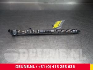 Used Fuel injector nozzle Volvo V40 (MV) 2.0 D3 20V Price € 100,00 Margin scheme offered by van Deijne Onderdelen Uden B.V.