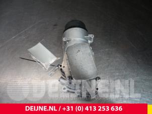 Używane Obudowa filtra oleju Volvo V50 (MW) Cena € 75,00 Procedura marży oferowane przez van Deijne Onderdelen Uden B.V.