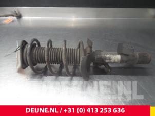 Used Front shock absorber rod, right Volvo C30 (EK/MK) 2.0 16V Price € 50,00 Margin scheme offered by van Deijne Onderdelen Uden B.V.