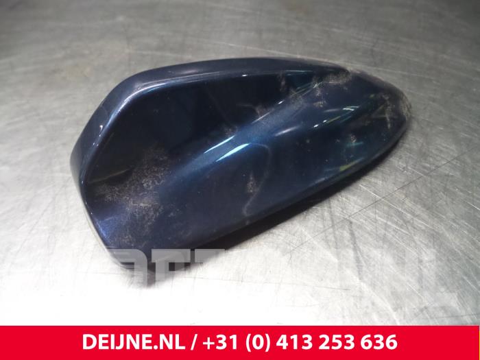 Używane Antena GPS Volvo V40 (MV) 2.0 D4 20V Cena € 15,00 Procedura marży oferowane przez van Deijne Onderdelen Uden B.V.