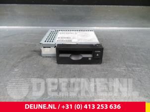 Używane Modul radiowy Volvo XC90 I 2.4 D5 20V Cena € 50,00 Procedura marży oferowane przez van Deijne Onderdelen Uden B.V.