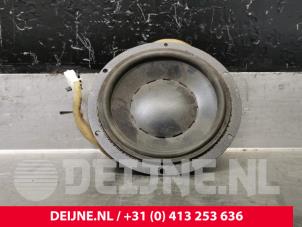 Used Speaker Volvo C70 (NC) 2.4 T 20V Price € 40,00 Margin scheme offered by van Deijne Onderdelen Uden B.V.