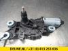 Rear wiper motor from a Volvo V70 (BW), 2007 / 2016 2.4 D 20V, Combi/o, Diesel, 2.401cc, 120kW (163pk), FWD, D5244T5; D5244T19, 2007-04 / 2010-12, BW69 2008