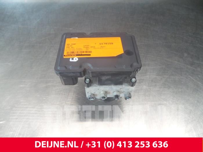 Begagnade ABS-pump Volvo V40 (MV) 2.0 D3 20V Pris € 20,00 Marginaltabell erbjuds av van Deijne Onderdelen Uden B.V.