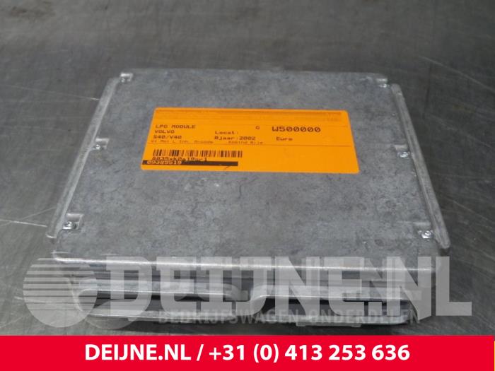 Używane Modul LPG Volvo S40/V40 Cena € 100,00 Procedura marży oferowane przez van Deijne Onderdelen Uden B.V.