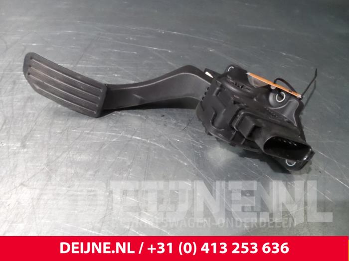 Begagnade Gaspedal Volvo XC70 (BZ) 2.0 D3 20V Pris € 50,00 Marginaltabell erbjuds av van Deijne Onderdelen Uden B.V.