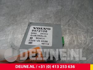 Używane Przekaznik swiatla awaryjnego Volvo V70 Cena € 15,00 Procedura marży oferowane przez van Deijne Onderdelen Uden B.V.