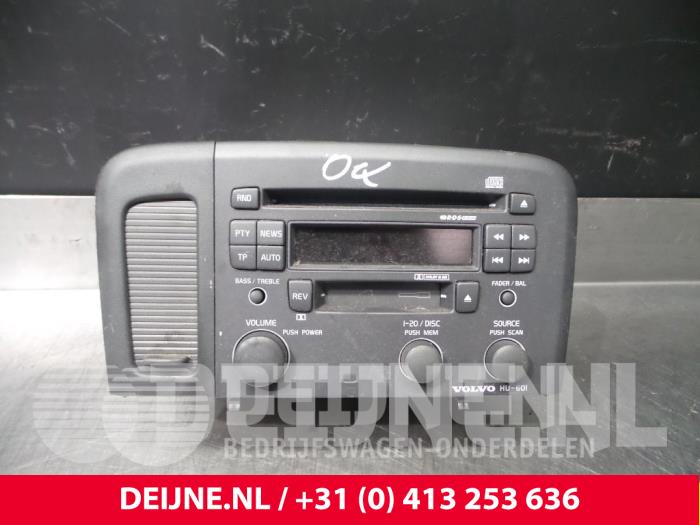 Volvo S80 Radio's stock 