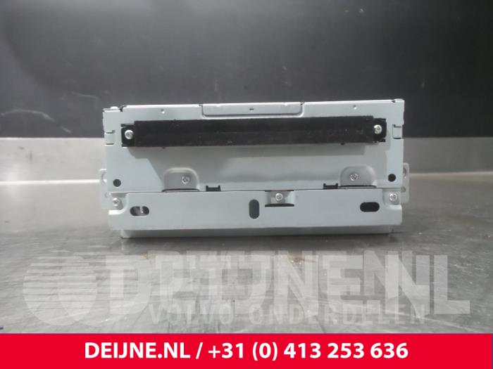 Gebrauchte CD Spieler Volvo XC60 I (DZ) 2.0 DRIVe 20V Preis € 60,00 Margenregelung angeboten von van Deijne Onderdelen Uden B.V.
