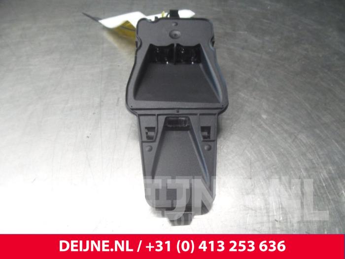 Czujnik asystenta hamowania z Volvo V70 (BW) 1.6 DRIVe,D2 2011
