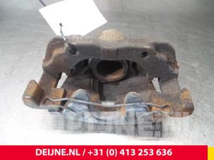 Used Front brake calliper, left Volvo V40 (MV) 1.6 D2 Price € 40,00 Margin scheme offered by van Deijne Onderdelen Uden B.V.