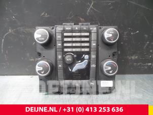 Used Heater control panel Volvo V60 I (FW/GW) 2.0 D3 20V Price € 50,00 Margin scheme offered by van Deijne Onderdelen Uden B.V.