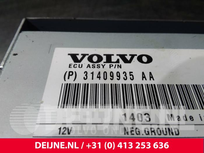 Amplificateur radio d'un Volvo V70 (BW) 1.6 DRIVe,D2 2014