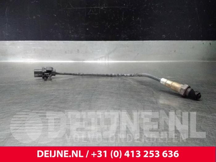Usagé Sonde lambda Volvo S60 I (RS/HV) 2.4 D5 20V Prix € 50,00 Règlement à la marge proposé par van Deijne Onderdelen Uden B.V.