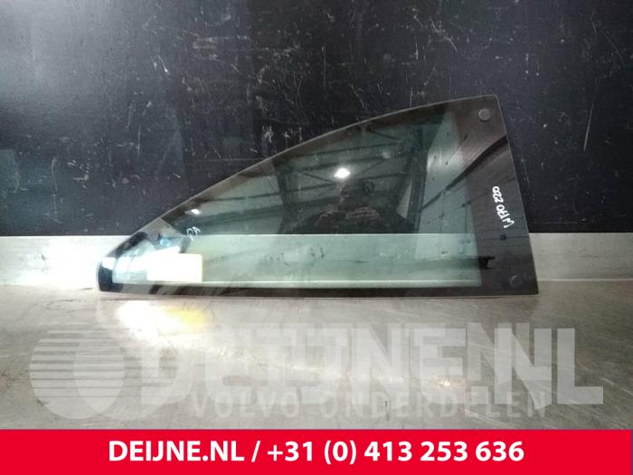 Usados Ventanilla triangular derecha detrás Volvo C70 (NK) 2.5 Turbo LPT 20V Precio € 30,00 Norma de margen ofrecido por van Deijne Onderdelen Uden B.V.