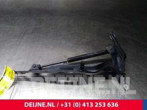 Used Bonnet Hinge Volvo XC60 I (DZ) 2.0 D4 16V Price € 35,00 Margin scheme offered by van Deijne Onderdelen Uden B.V.