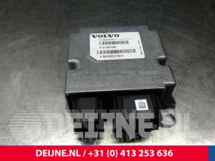 Usagé Module airbag Volvo V40 (MV) 1.6 D2 Prix € 100,00 Règlement à la marge proposé par van Deijne Onderdelen Uden B.V.
