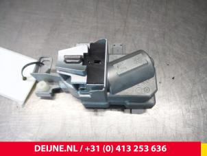 Used Steering box lock Volvo V40 (MV) 1.6 D2 Price € 50,00 Margin scheme offered by van Deijne Onderdelen Uden B.V.