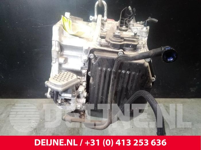 Gearbox from a Volvo S60 II (FS) 2.0 D3 20V 2014
