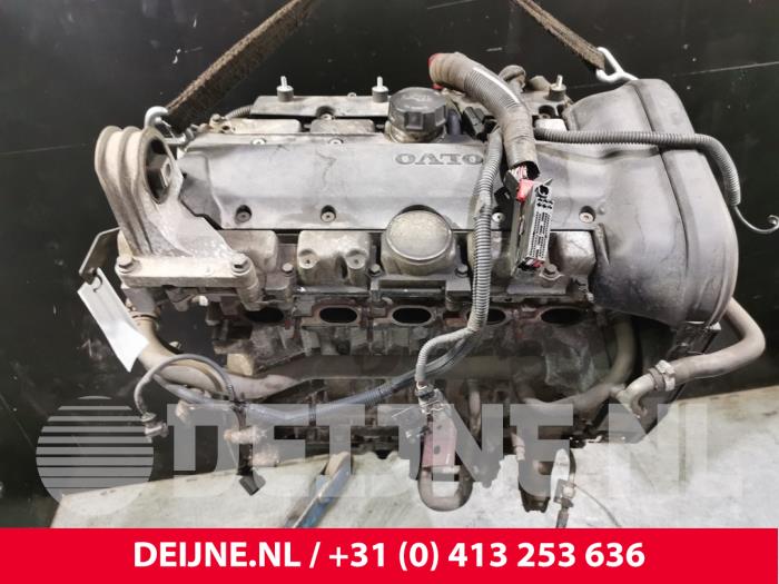 Engine Volvo S60 I 2.4 20V 170 - 8251100 B5244S