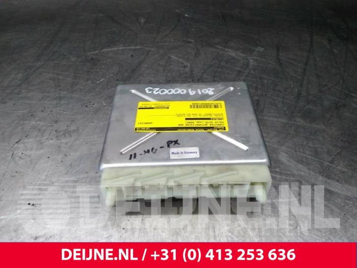Used Automatic gearbox computer Volvo XC70 (SZ) XC70 2.4 T 20V Price € 25,00 Margin scheme offered by van Deijne Onderdelen Uden B.V.