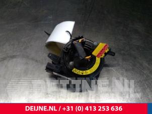 Używane Przewód spiralny poduszki powietrznej Volvo S80 (AR/AS) 2.4 D 20V Cena € 75,00 Procedura marży oferowane przez van Deijne Onderdelen Uden B.V.