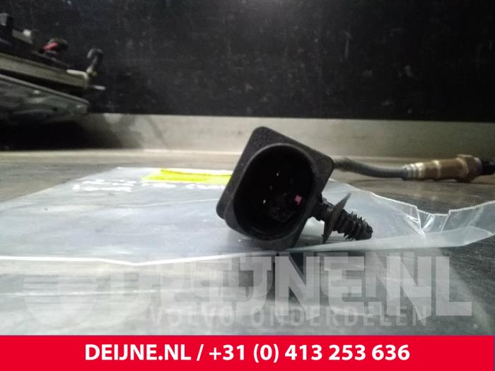 Sonde lambda d'un Volvo V60 I (FW/GW) 2.4 D6 20V Plug-in Hybrid AWD 2013