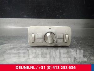 Usados Interruptor de luz Volvo XC70 Precio € 25,00 Norma de margen ofrecido por van Deijne Onderdelen Uden B.V.