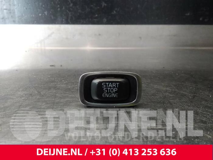Start/Stopp Schalter van een Volvo XC60 I (DZ) 2.4 D5 20V 220 AWD 2015