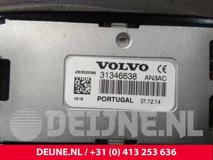 GPS antenna from a Volvo S60 II (FS)  2015