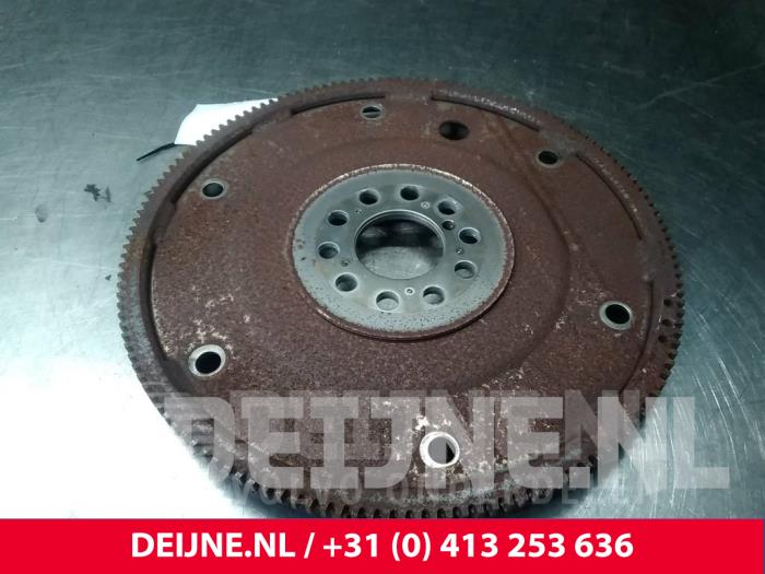 Starter ring gear from a Volvo S60 II (FS) 2.4 D5 20V AWD 2011