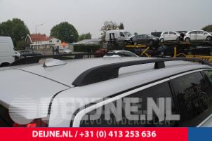 Usagé Kit rails de toit Volvo XC70 (BZ) 2.4 D5 20V 205 AWD Prix € 80,00 Règlement à la marge proposé par van Deijne Onderdelen Uden B.V.