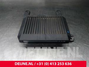 Used Radio amplifier Volvo XC70 (BZ) 2.4 D5 20V AWD Price € 75,00 Margin scheme offered by van Deijne Onderdelen Uden B.V.
