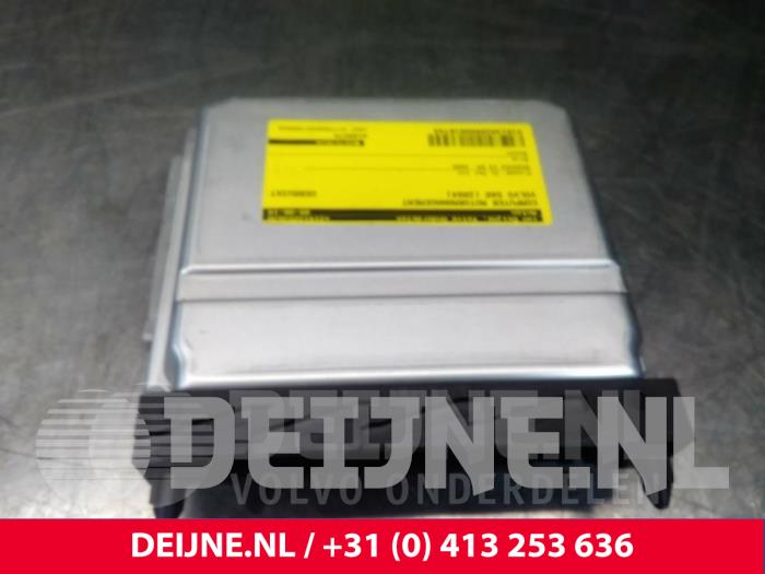Used Engine management computer Volvo S80 (TR/TS) 2.9 SE 24V Price € 45,00 Margin scheme offered by van Deijne Onderdelen Uden B.V.