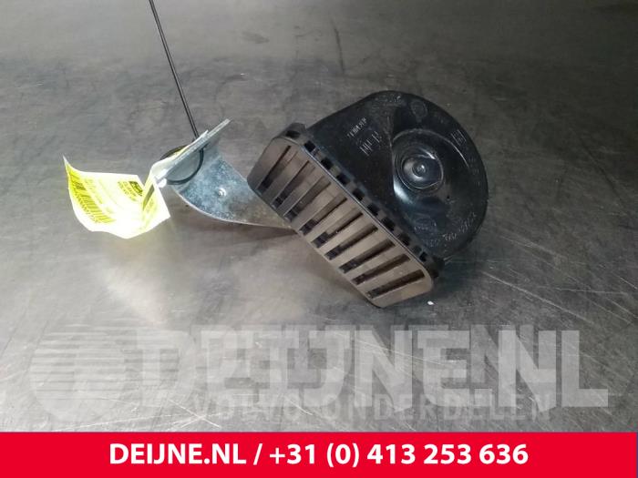 Używane Klakson Volvo V90 II (PW) 2.0 D4 16V Cena € 40,00 Procedura marży oferowane przez van Deijne Onderdelen Uden B.V.