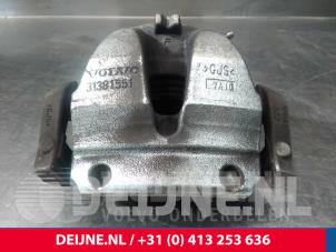 Used Front brake calliper, left Volvo V90 II (PW) 2.0 D4 16V Price € 150,00 Margin scheme offered by van Deijne Onderdelen Uden B.V.