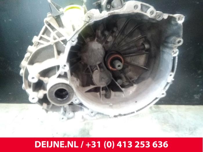Gebrauchte Getriebe Volvo V40 (MV) 2.0 D4 16V Preis € 350,00 Margenregelung angeboten von van Deijne Onderdelen Uden B.V.