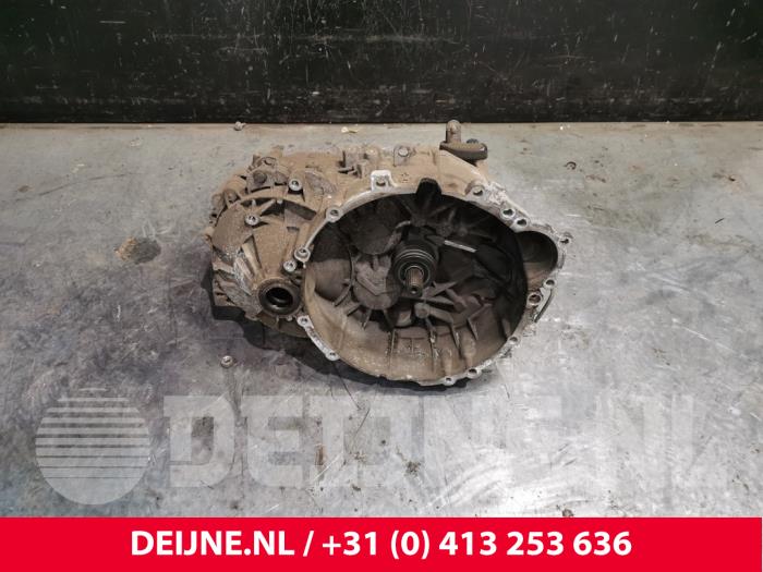 Usagé Boîte de vitesse Volvo C70 (NC) 2.0 T 20V Prix € 350,00 Règlement à la marge proposé par van Deijne Onderdelen Uden B.V.