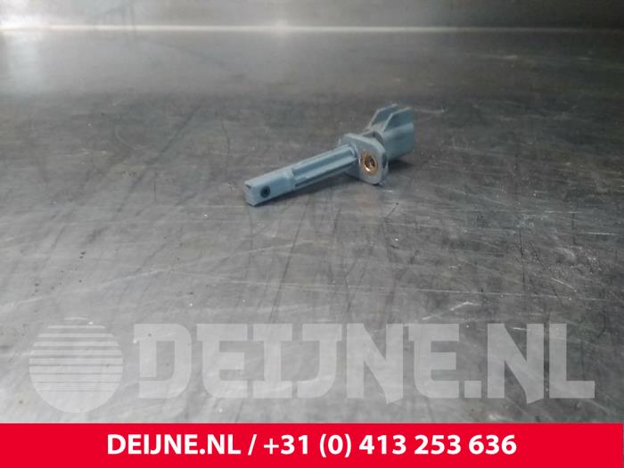 Begagnade ABS-sensor Volvo XC90 II 2.0 T8 16V Twin Engine AWD Pris € 50,00 Marginaltabell erbjuds av van Deijne Onderdelen Uden B.V.