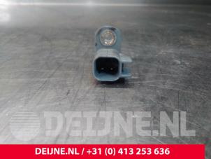 ABS-sensor från en Volvo XC90 II 2.0 T8 16V Twin Engine AWD 2018