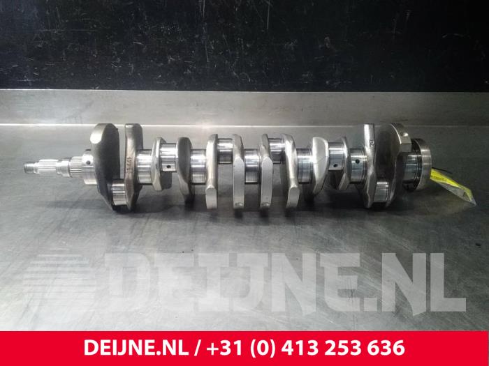 Używane Wal korbowy Volvo XC90 I 2.9 T6 24V Cena € 300,00 Procedura marży oferowane przez van Deijne Onderdelen Uden B.V.