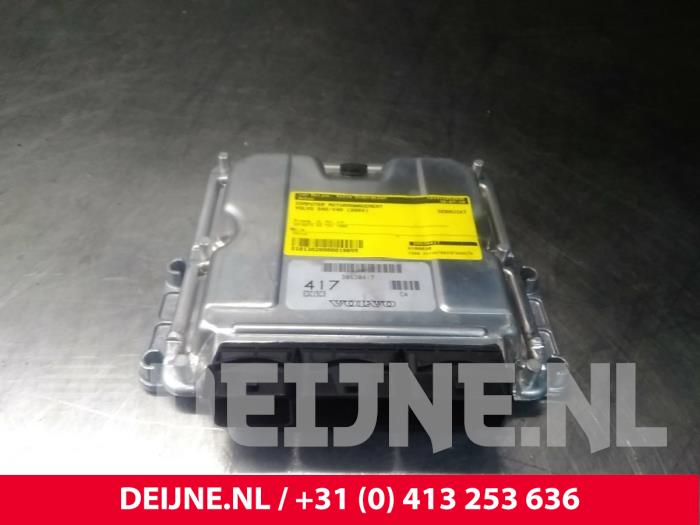 Used Engine management computer Volvo V40 (VW) 1.9 D Price € 75,00 Margin scheme offered by van Deijne Onderdelen Uden B.V.