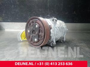 Usados Bomba de aire acondicionado Volvo S40 (VS) 2.0 16V Precio € 70,00 Norma de margen ofrecido por van Deijne Onderdelen Uden B.V.