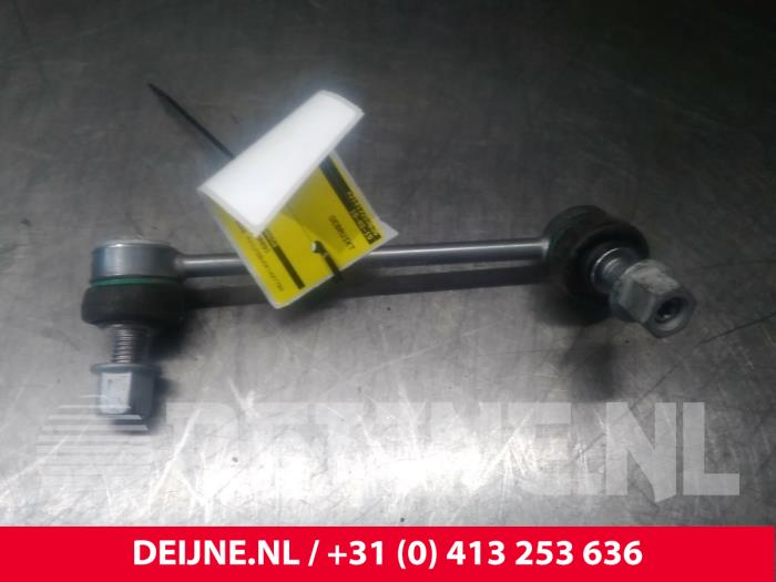 Używane Stabilizator przód Volvo XC90 II 2.0 D5 16V AWD Cena € 15,00 Procedura marży oferowane przez van Deijne Onderdelen Uden B.V.