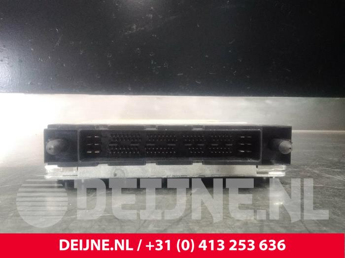 Used Engine management computer Volvo S80 (TR/TS) 2.4 D5 20V Price € 70,00 Margin scheme offered by van Deijne Onderdelen Uden B.V.