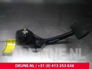 Used Brake pedal Volvo XC90 II 2.0 D5 16V AWD Price € 80,00 Margin scheme offered by van Deijne Onderdelen Uden B.V.
